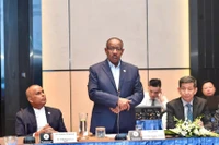 亚洲田径联合会主席达赫兰·朱曼·哈马德发言。图自越通社