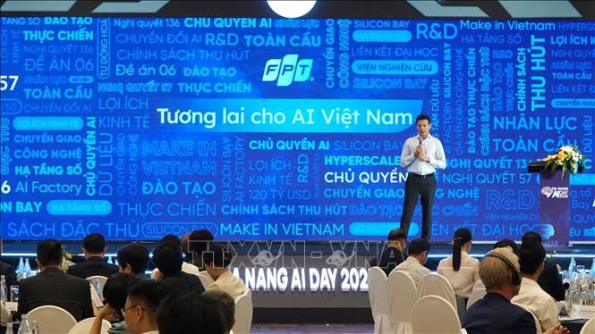 “人工智能——岘港发展新动力”研讨会现场。图自越通社