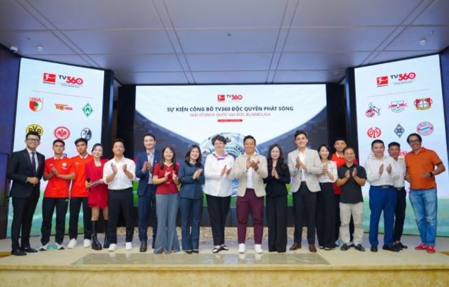 与会代表合影。图自越通社