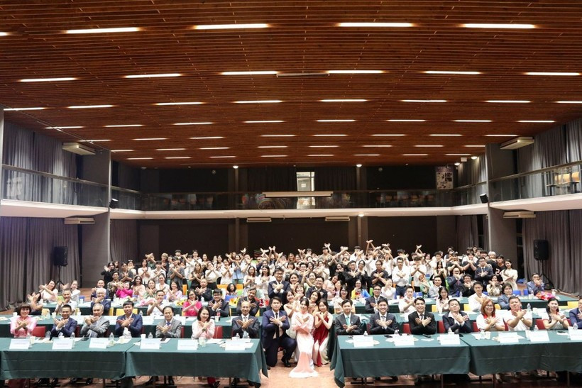 第十一届欧洲越南青年学生节在匈牙利举行。图自越通社