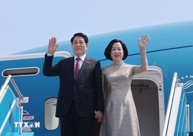 越南国家主席梁强及夫人