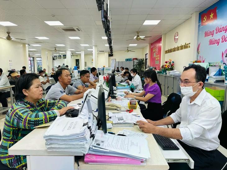 各级行政单位调整任务落实指导委员会成立。图自tuoitre.vn