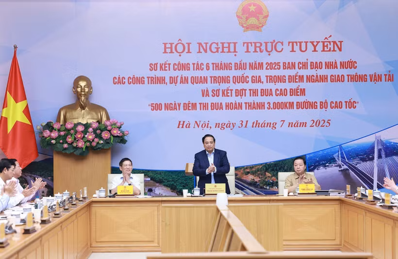 越南政府总理范明政发言。图自越通社
