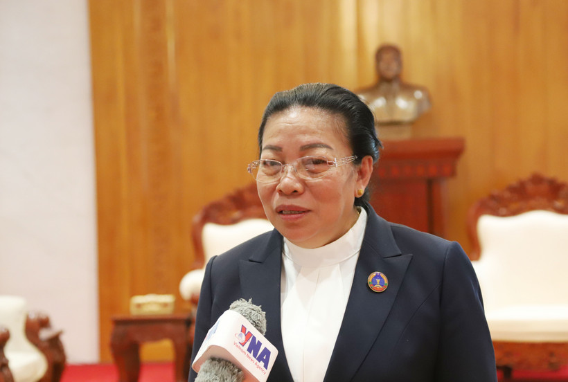 老挝人民革命党中央书记处书记、老挝国会副主席顺通·赛雅佳。图自越通社