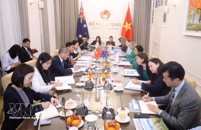 对话会现场。图自越通社