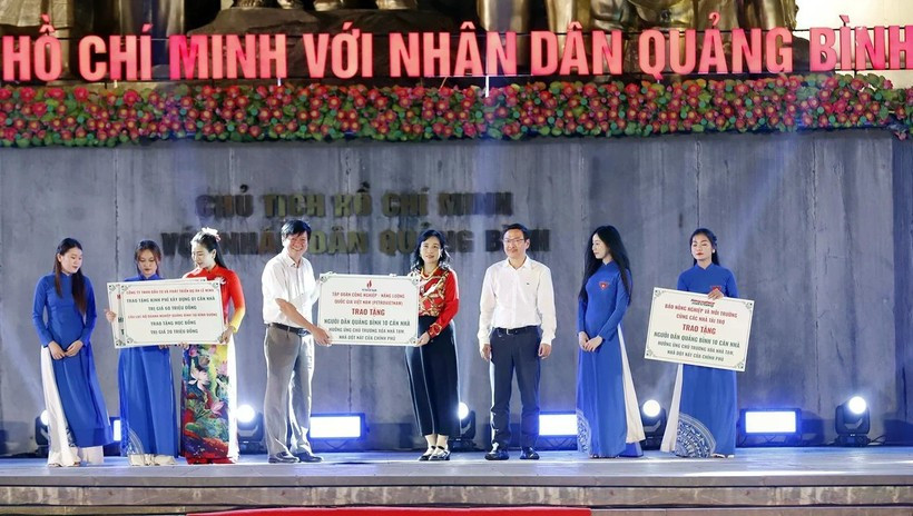 2025年越南海洋岛屿周启动仪式。图自Vietnam+