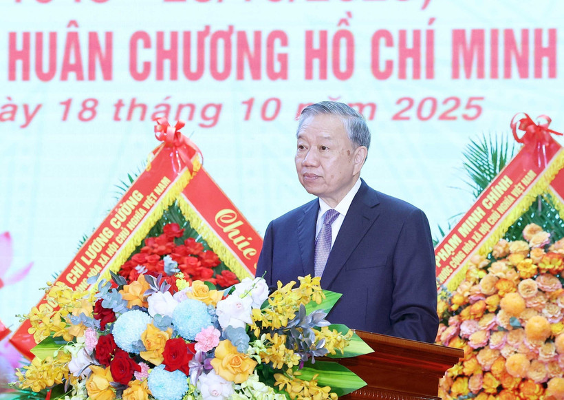 苏林总书记在活动上发言。图自越通社