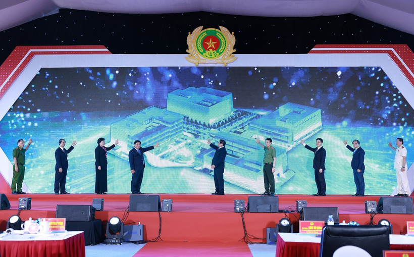 范明政总理出席一号国家数据中心揭牌仪式暨该中心国家数据系统正式投运仪式。图自越通社