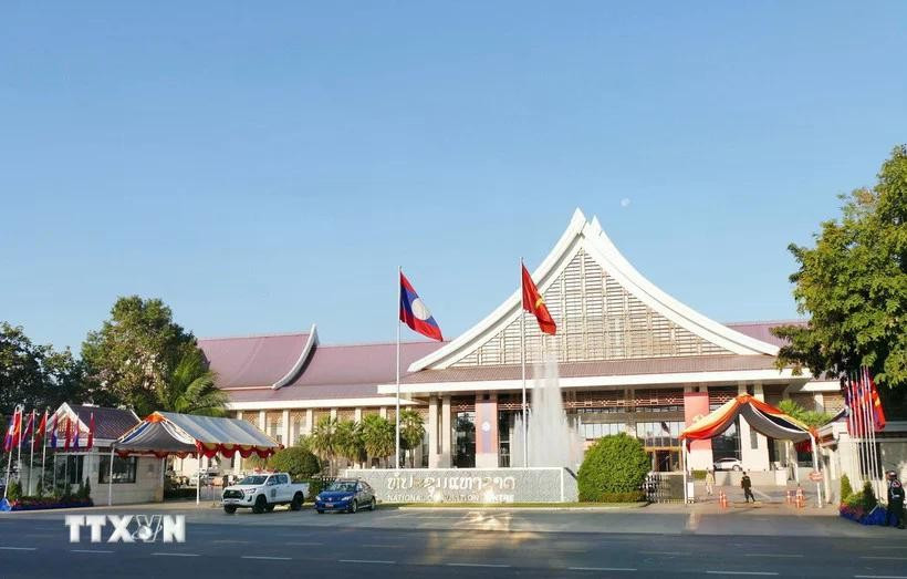 老挝国家会议中心。图自越通社