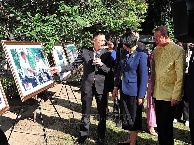 “快乐越南——Happy Vietnam”摄影展在泰国举行。图自越通社