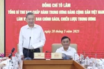 苏林总书记在会议上发表讲话。图自越通社