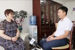 中国社会科学院马克思主义研究院教授、博士，越南问题专家潘金娥接受越通社记者的采访。图自越通社
