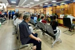 白梅坊公共服务中心每天有200到250人次来办理行政手续。图自VOV