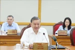 苏林总书记主持会议。图自越通社