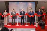 “胡志明在十月革命之乡的足迹”专题展在河内正式开幕。图自越通社
