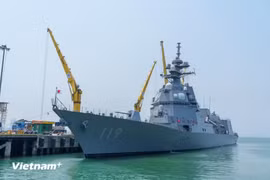 4月2日，日本海上自卫队“朝日”号护卫舰（舷号119）停靠岘港市仙沙港。图自 Vietnam+