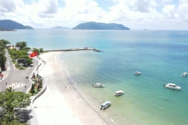 知名杂志《时尚》将昆岛列入2026年全球最佳蜜月目的地榜单。图自越通社