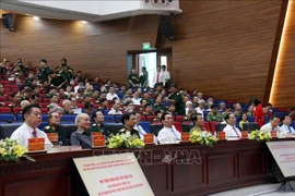 出席研讨会的各位代表。图自越通社