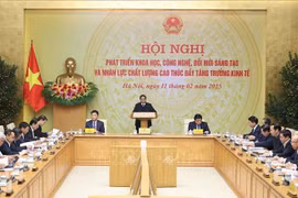 越南政府总理范明政主持会议。图自越通社