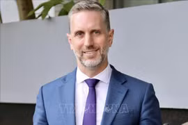 联合国人口基金驻越南代表马特·杰克逊。图自越通社