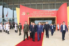 越共中央书记处常务书记陈锦秀主持越共十四大服务工作总检查。图自越通社