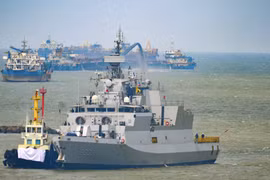 印度海军军舰“契尔丹”（INS Kiltan）号抵达菲律宾港。图自印度国防部