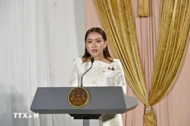 泰国总理佩通坦。图自越通社