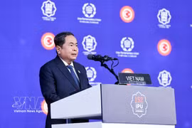 越南国会主席陈青敏在第152届各国议会联盟大会全体会议上发表重要讲话 。图自越通社