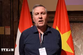 瑞士科技公司JANZZ创始人兼首席执行官斯蒂芬·温岑里德。图自越通社