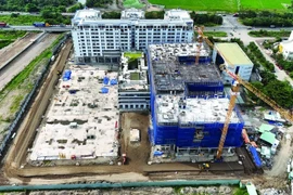 截至2025年前5个月，越南全国新建保障性住房22619间，完成全年目标的22.6%。图自《投资报》