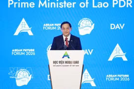 老挝政府总理宋赛·西潘敦在第三届东盟未来论坛上发表讲话。图自越通社