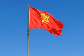 吉尔吉斯共和国的国旗。图自互联网