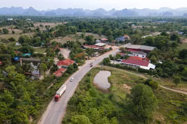 老挝将沿南北、东西方向发展高速公路，构建贯穿全国的交通动脉网络。图自越通社