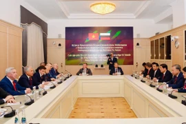 2025年5月，越共中央总书记苏林在访问俄罗斯期间与俄罗斯联邦国家杜马主席维亚切斯拉夫·沃洛金举行会谈。图自越通社