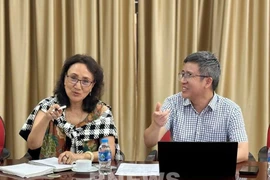 美国国家合作社商业协会代表巴吉·谢尔昌在会上发表讲话。图自越通社