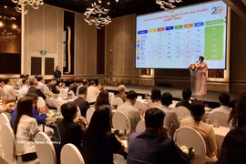 新闻发布会现场。图自越通社