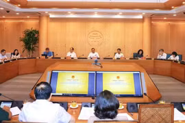 河内市委副书记、市人民委员会主席陈士青主持召开了越南国庆80周年纪念活动。图自越通社