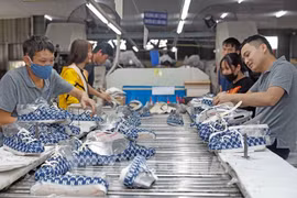 鞋类是越南的主要出口产品之一。图自越通社