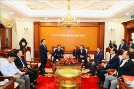 宁平省人民委员会主席范光玉在会上发言。图自越通社