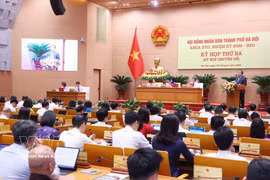 第十七届河内市人民议会第三次会议。图自越通社