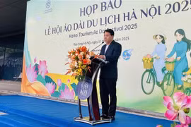 河内市旅游局副局长阮陈光在发布会上发言。图自越通社