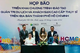 胡志明市旅游局与“瑞士旅游促进越南可持续发展项目”将在胡志明市开展“2025-2027年时期瑞士高端旅游与酒店管理培训计划”。图自农业与环境报