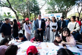 弘扬多元文化 深化越美友谊