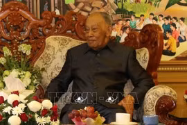 已故主席坎代·西潘敦。图自越通社