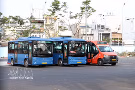 胡志明市拟推行全民免费公交政策。图自越通社