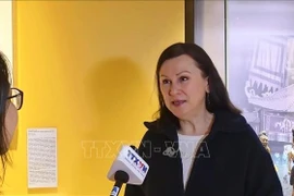 俄罗斯国立东方艺术博物馆常设展览与藏品部主任、俄罗斯著名越南艺术策展人阿尔比娜·谢尔盖耶夫娜·列戈斯塔耶娃。图自越通社