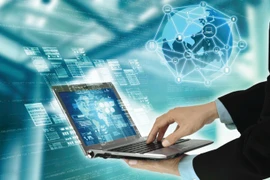 以战略性技术实现跨越式发展