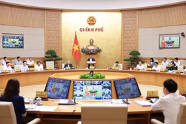 政府例行会议：实施“三个加速” 助力实现8%以上的增长目标