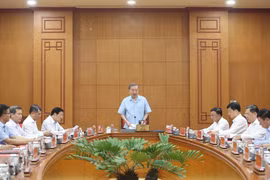 越共中央防治腐败、浪费和消极现象指导委员会常务会议召开