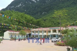让“求学识字”的梦想在边疆落地生根